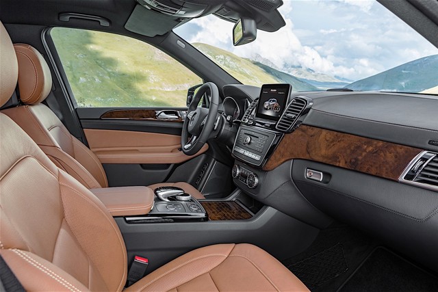 Mercedes Benz Gls-Class photo 91