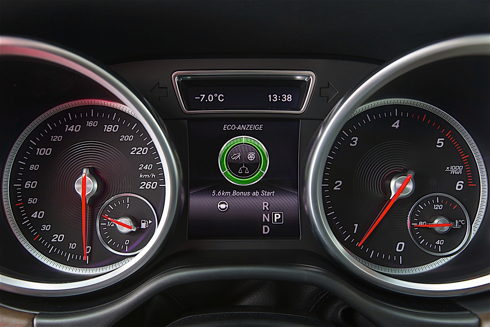 Mercedes Benz Gls-Class photo 93