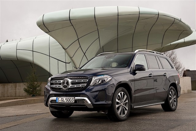 Mercedes Benz Gls-Class photo 31