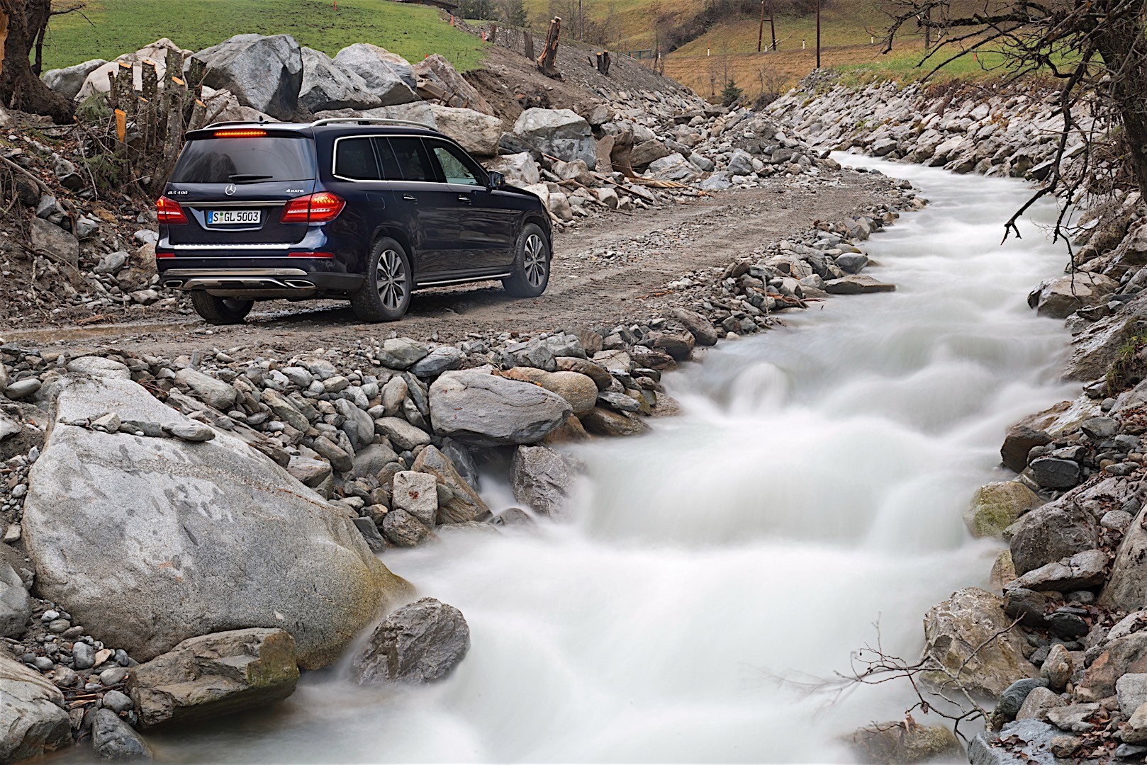 Mercedes Benz Gls-Class photo 33