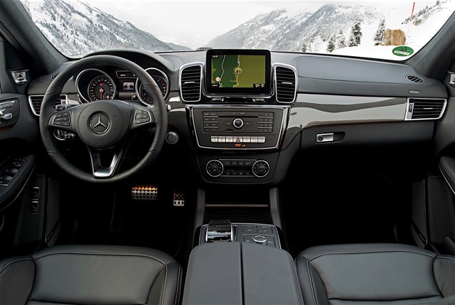 Mercedes Benz Gls-Class photo 77