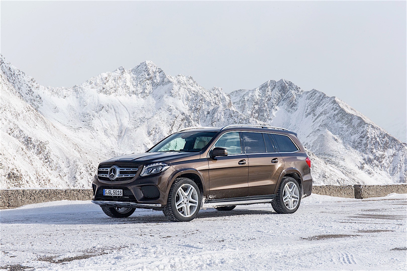 Mercedes Benz Gls-Class photo 58