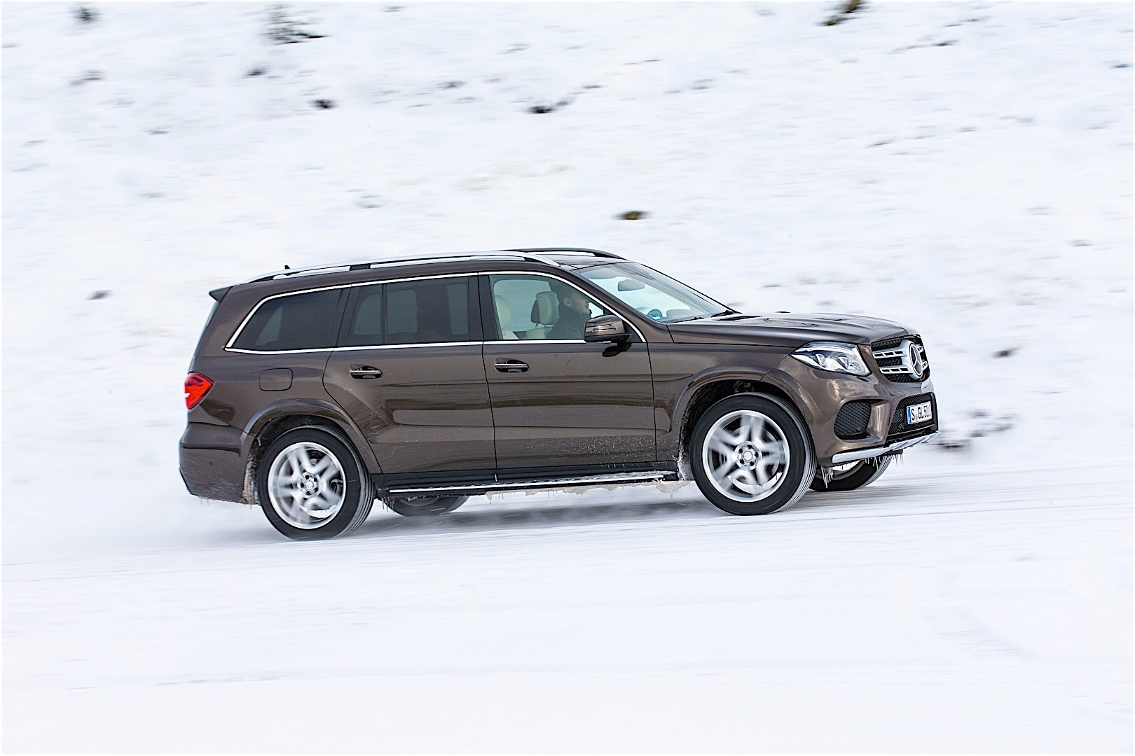 Mercedes Benz Gls-Class photo 59