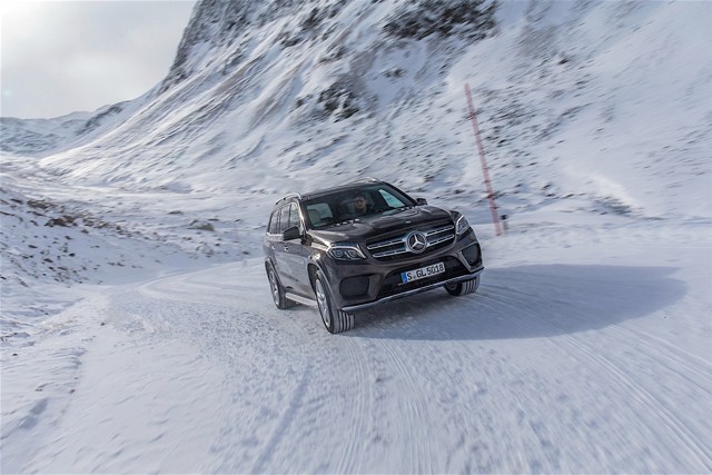 Mercedes Benz Gls-Class photo 66