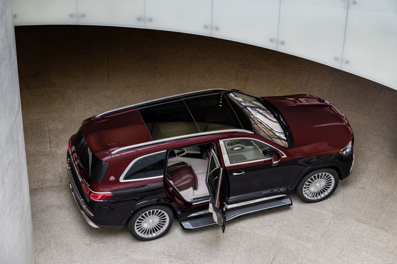 Mercedes Benz Gls Maybach photo 8