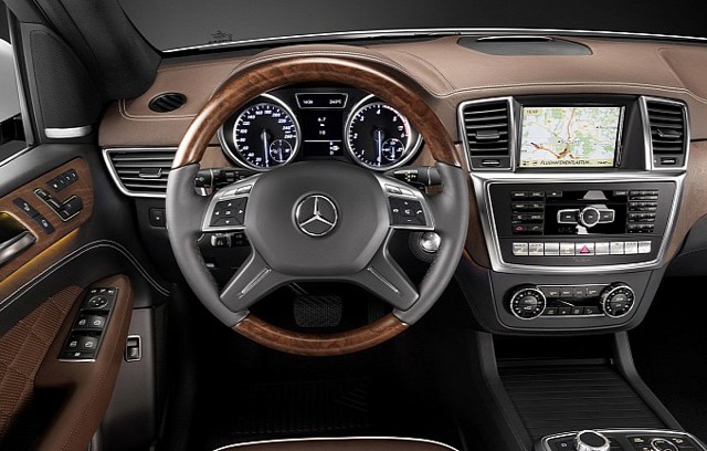 Mercedes Benz M-Klasse photo 95