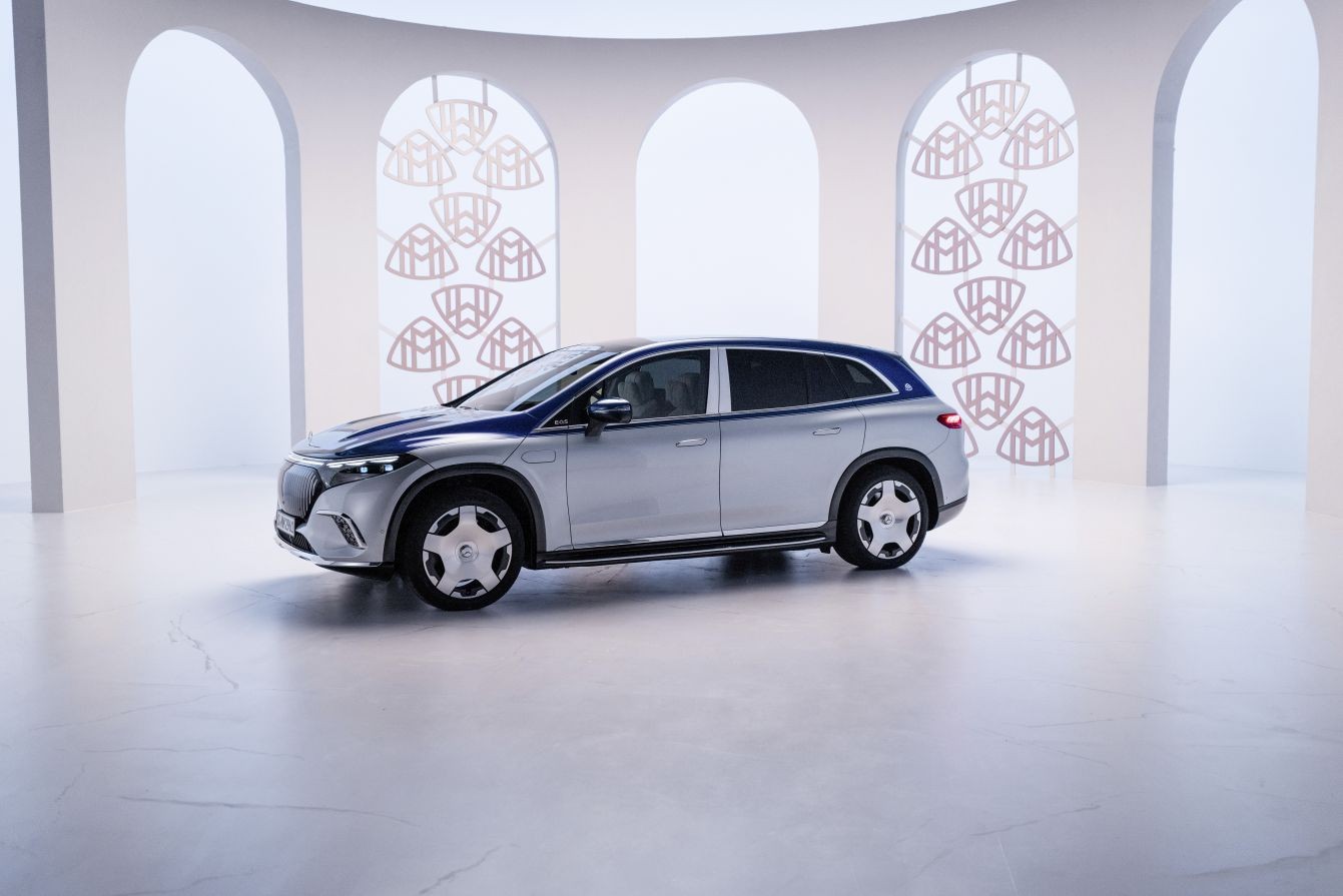 Mercedes Benz Maybach Eqs Suv photo 20