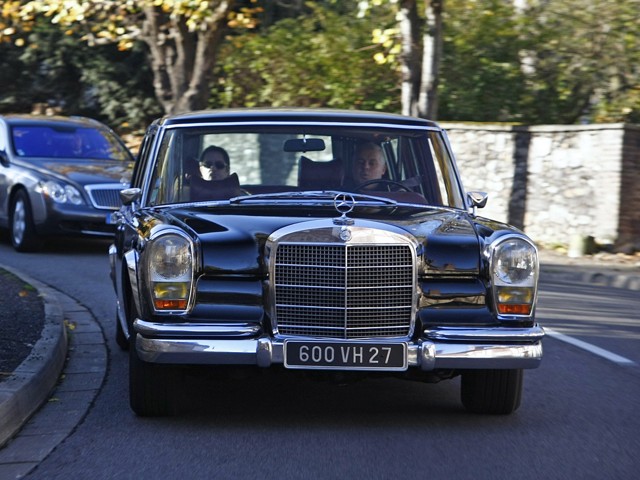 Mercedes Benz Pullman foto 17
