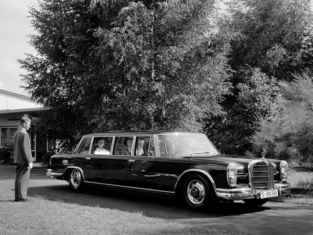 Mercedes Benz Pullman foto 18