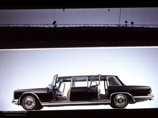Mercedes Benz Pullman foto 2