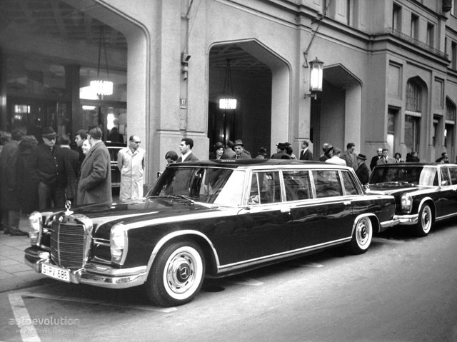 Mercedes Benz Pullman foto 4