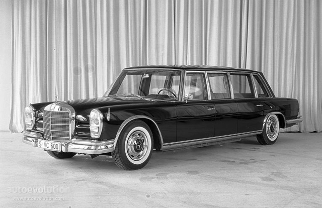 Mercedes Benz Pullman Foto 2