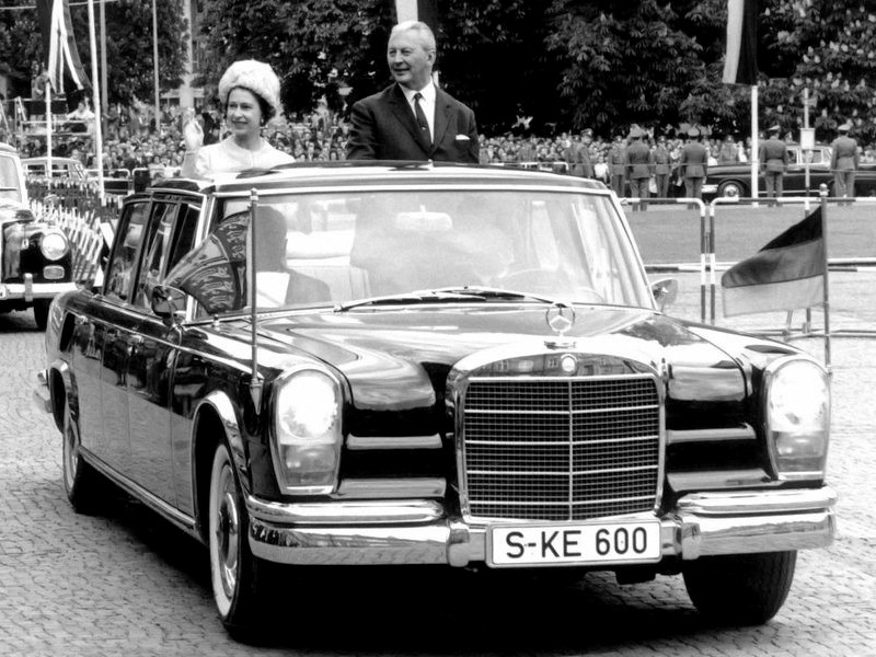 Mercedes Benz Pullman photo 11