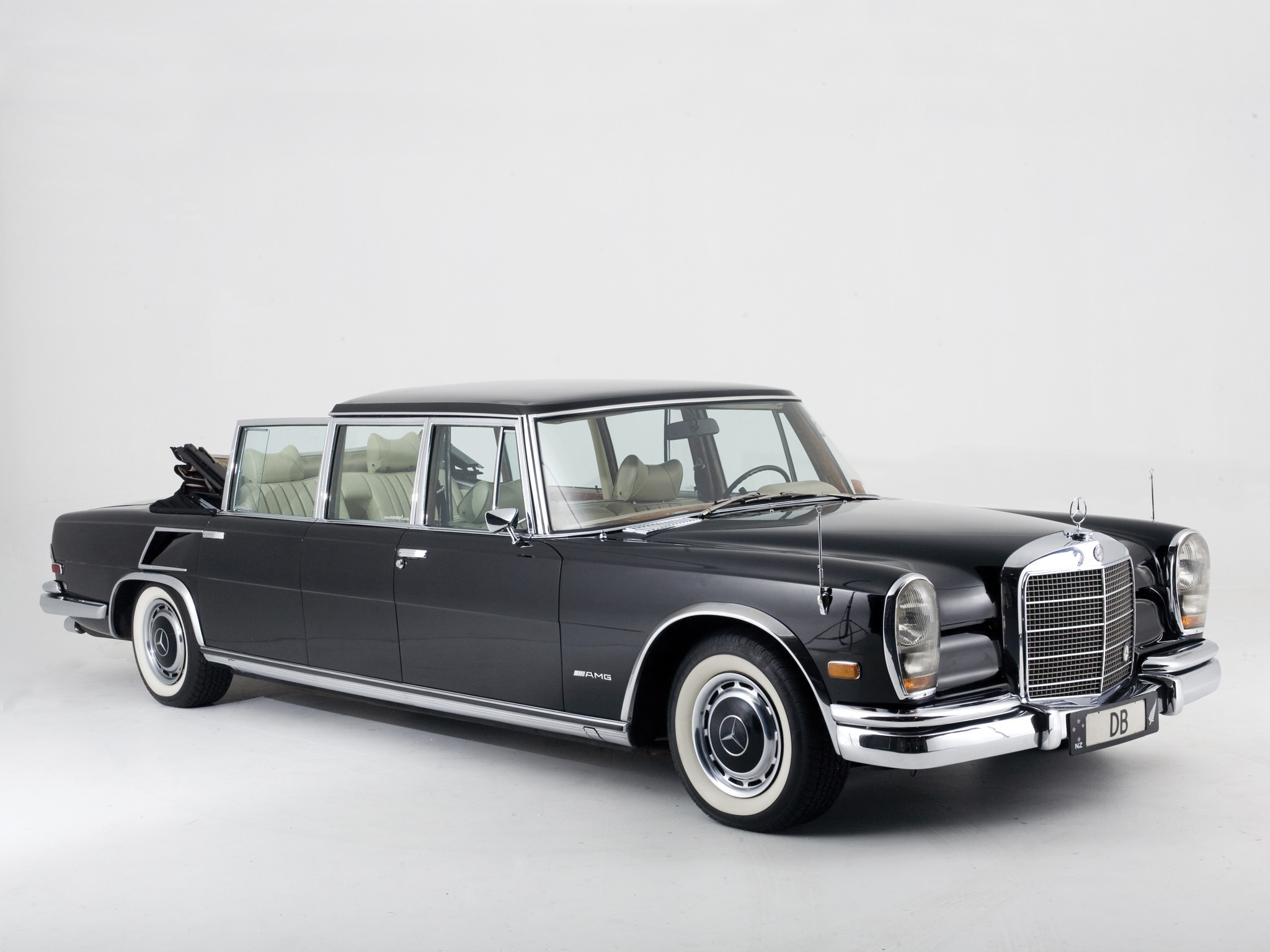 Mercedes Benz Pullman photo 23