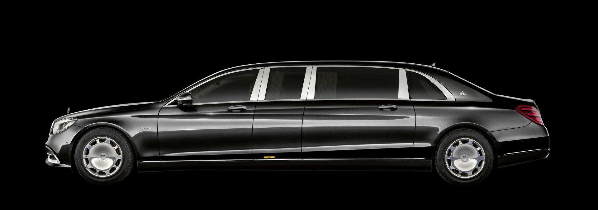 Mercedes Benz Pullman photo 3