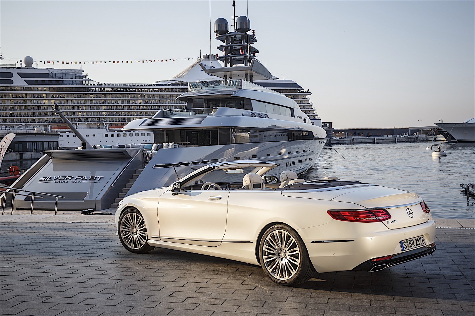 Mercedes Benz S-Class Cabriolet photo 12