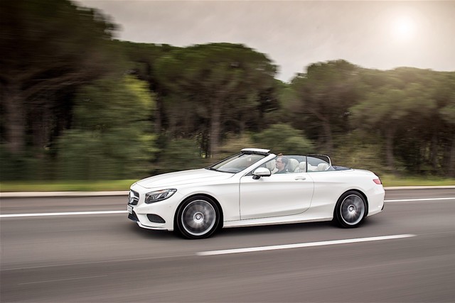 Mercedes Benz S-Class Cabriolet photo 15