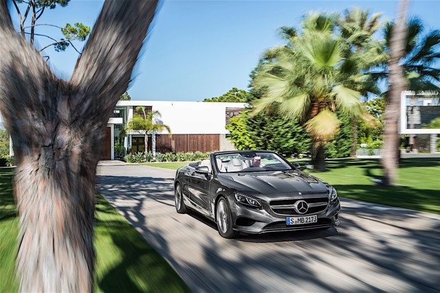 Mercedes Benz S-Class Cabriolet photo 18