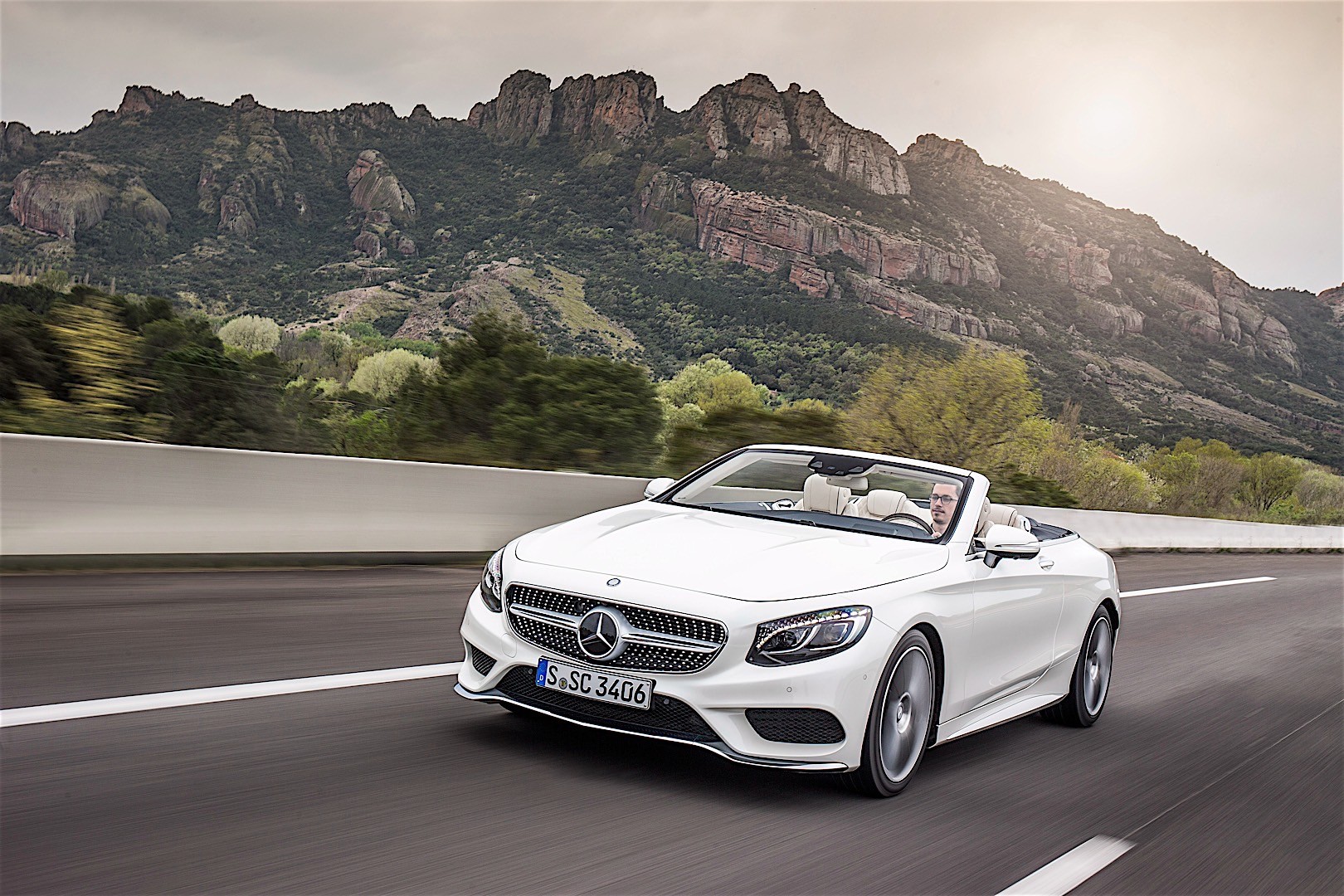 Mercedes Benz S-Class Cabriolet photo 35