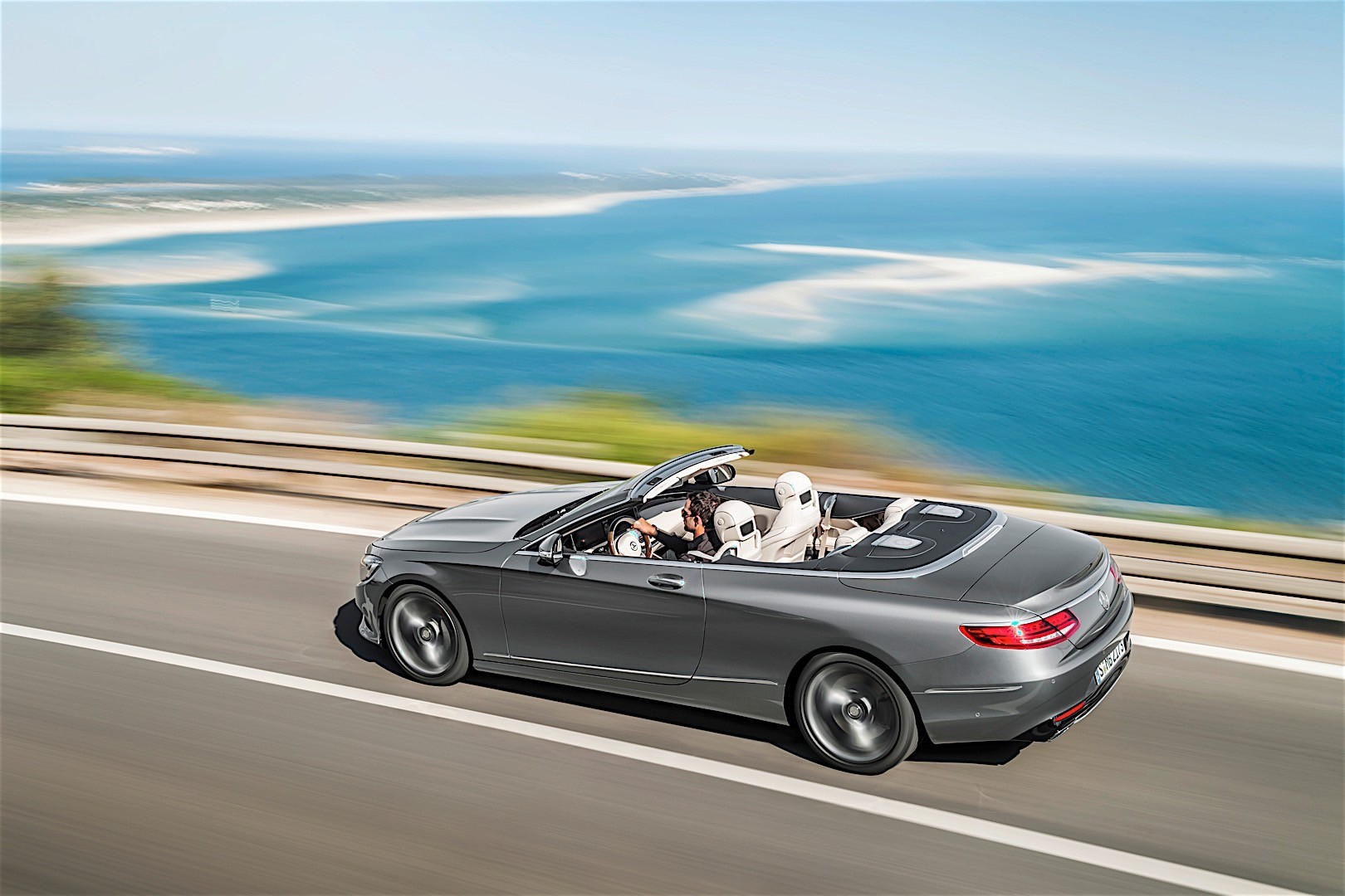 Mercedes Benz S-Class Cabriolet photo 43