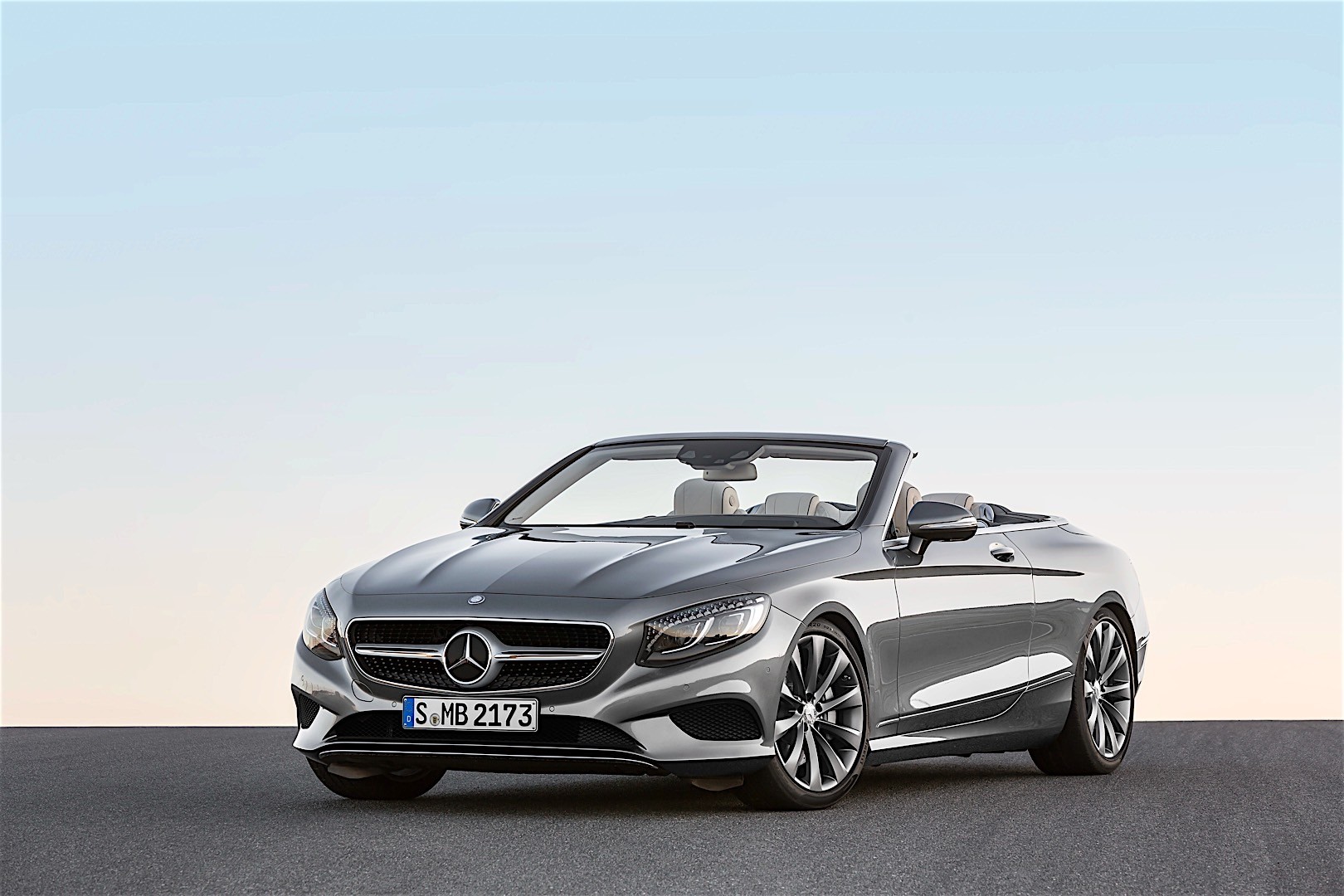 Mercedes Benz S-Class Cabriolet photo 69