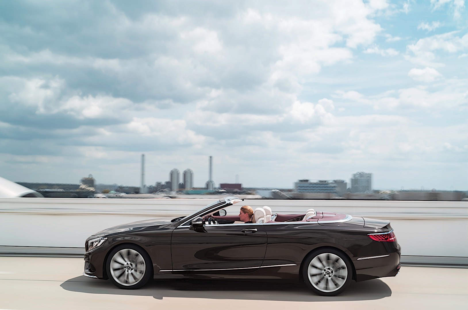 Mercedes Benz S-Class Cabriolet photo 15