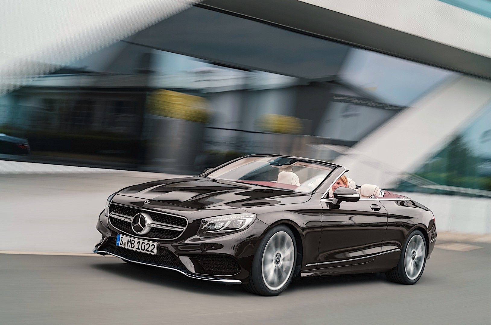 Mercedes Benz S-Class Cabriolet photo 3