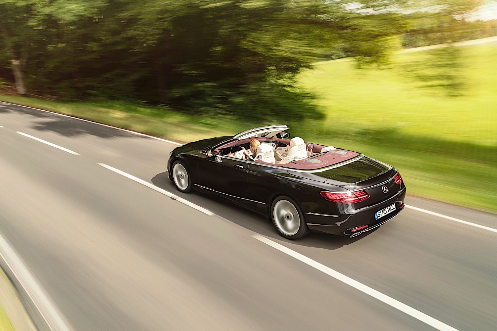 Mercedes Benz S-Class Cabriolet photo 5