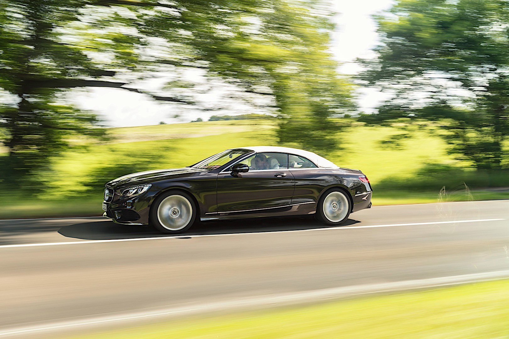 Mercedes Benz S-Class Cabriolet photo 6