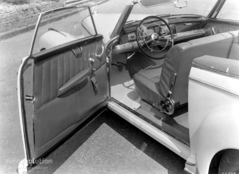 Mercedes Benz S-Class Cabriolet photo 11