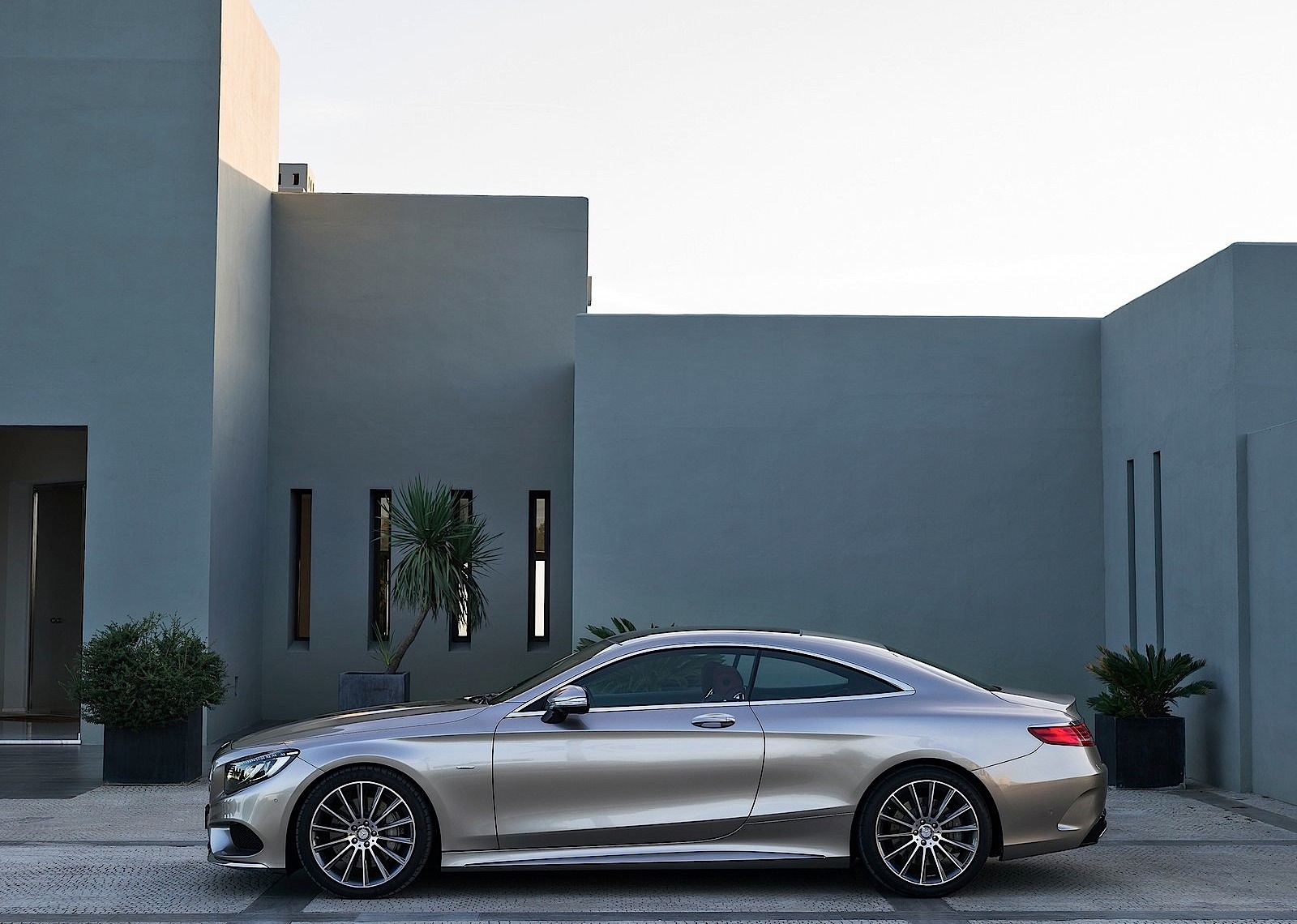 Mercedes Benz S-Class Coupe Amg photo 28