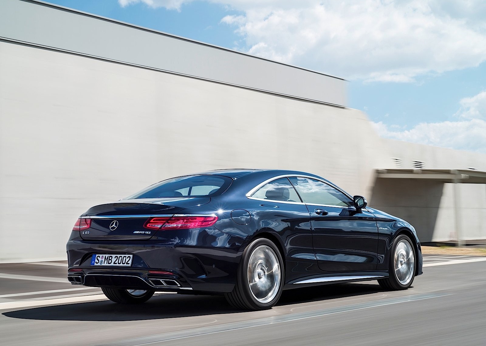 Mercedes Benz S-Class Coupe Amg photo 4