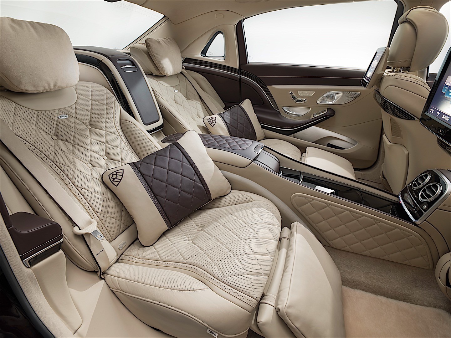 Mercedes Benz S-Class Maybach photo 75