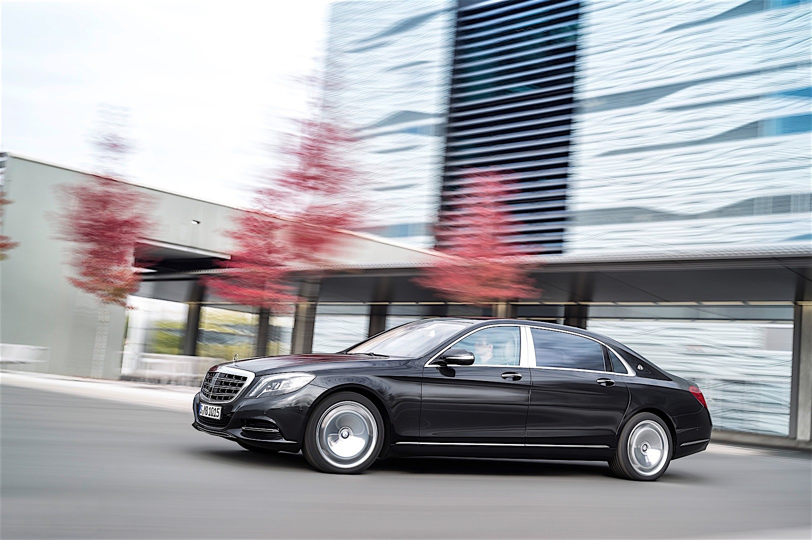 Mercedes Benz S-Class Maybach photo 3