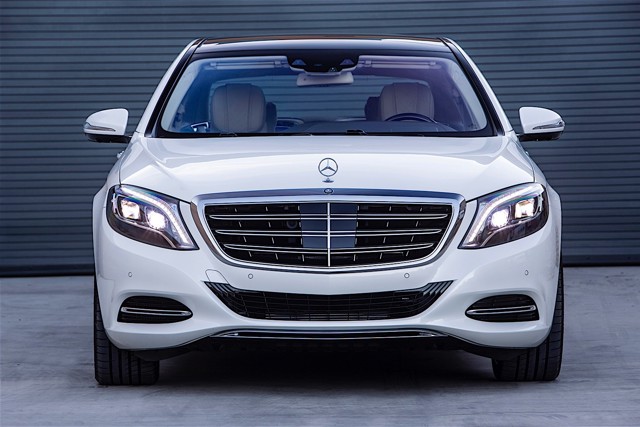 Mercedes Benz S-Class Maybach photo 12