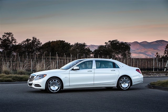 Mercedes Benz S-Class Maybach photo 35