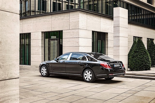 Mercedes Benz S-Class Maybach photo 41