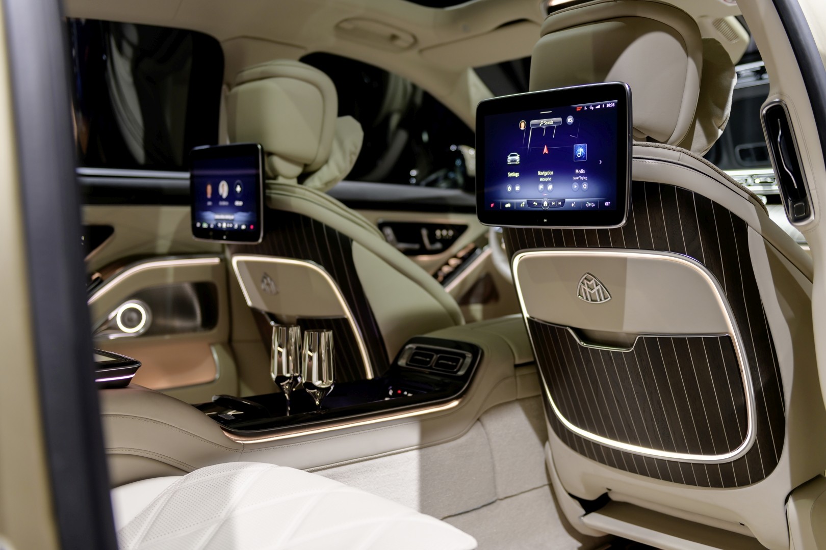 Mercedes Benz S-Class Maybach photo 82