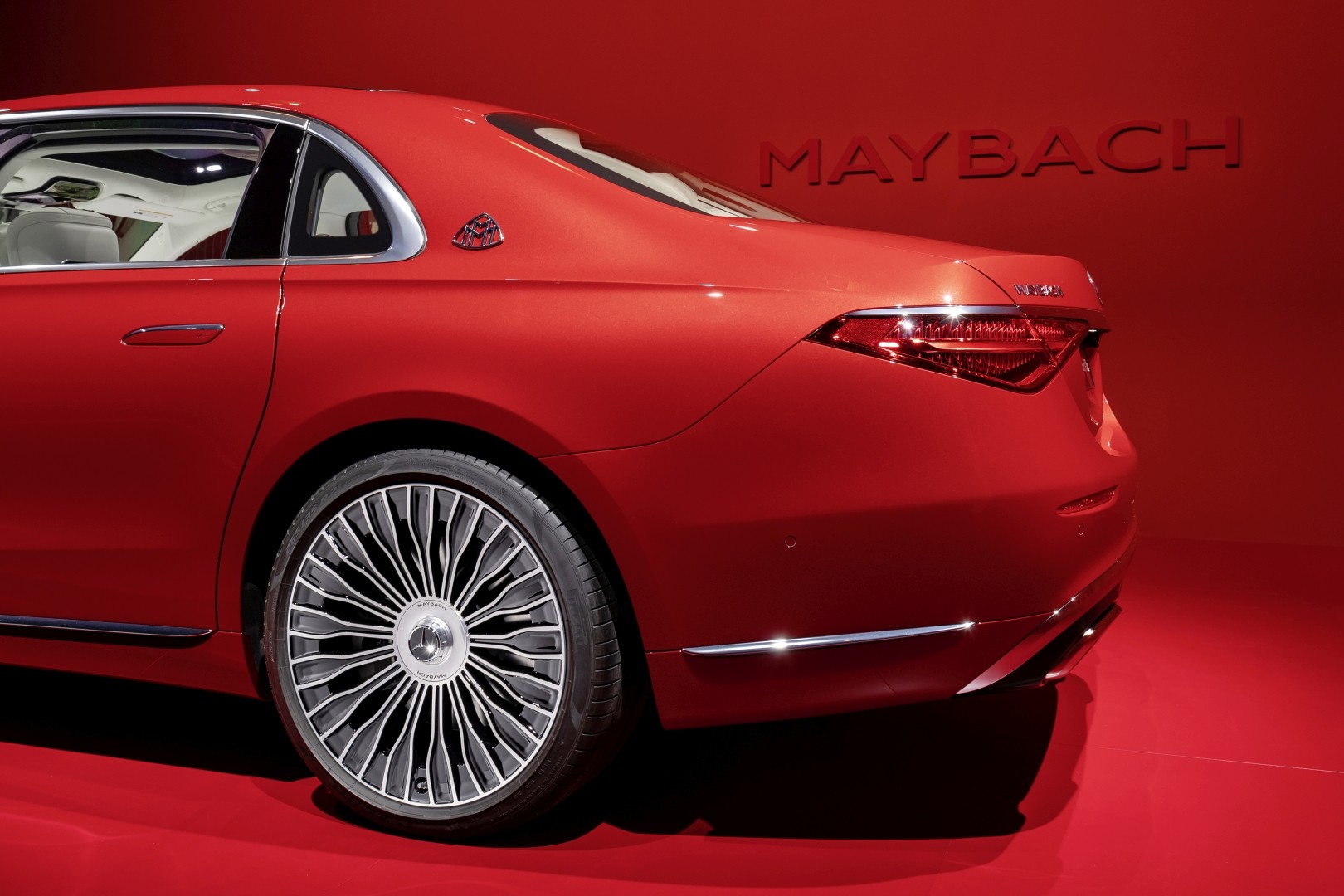 Mercedes Benz S-Class Maybach photo 30