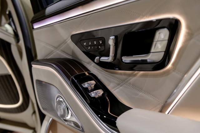 Mercedes Benz S-Class Maybach photo 83