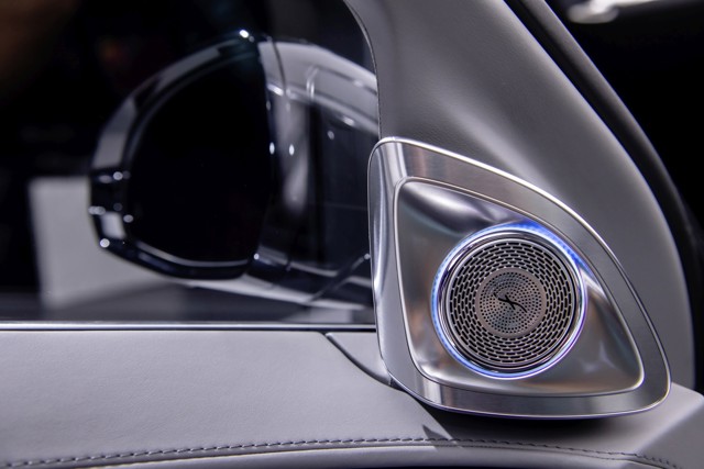 Mercedes Benz S-Class Maybach photo 109