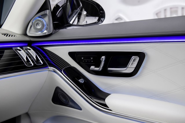 Mercedes Benz S-Class Maybach photo 112
