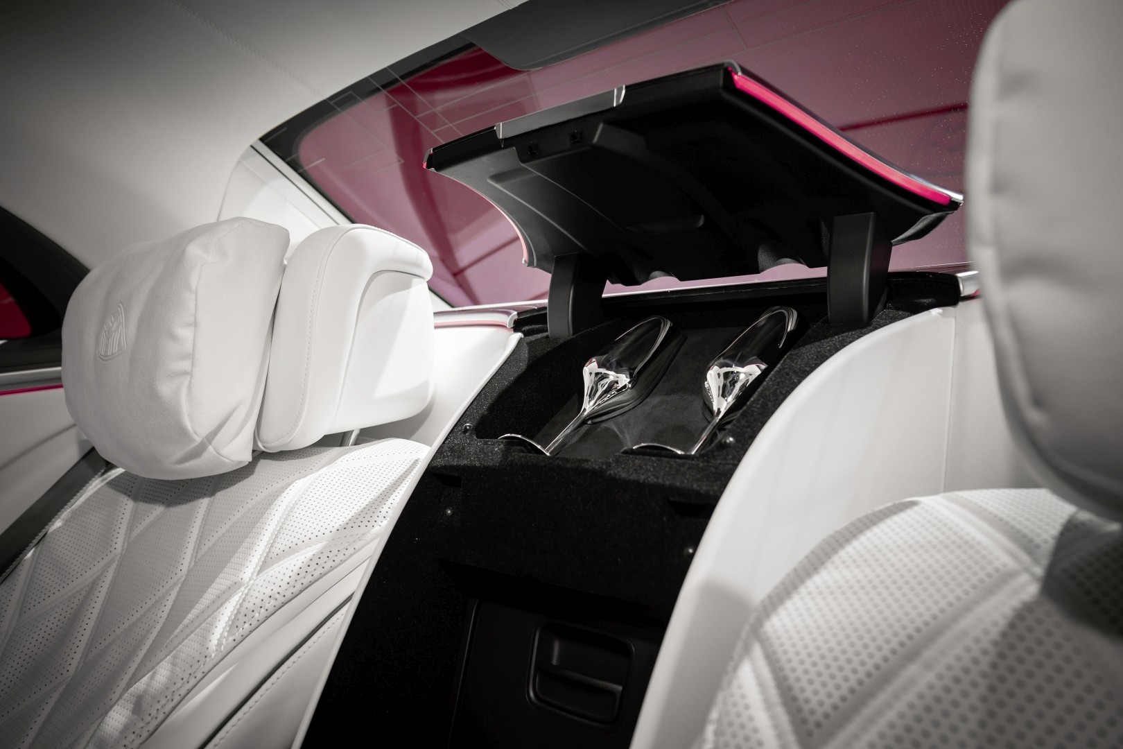 Mercedes Benz S-Class Maybach photo 131