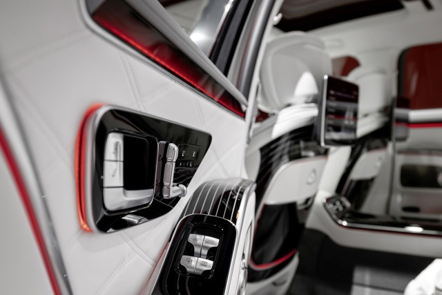 Mercedes Benz S-Class Maybach photo 136