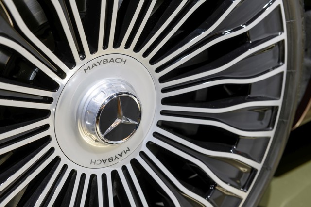 Mercedes Benz S-Class Maybach photo 1