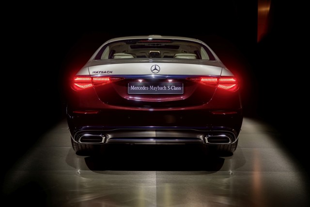 Mercedes Benz S-Class Maybach photo 4