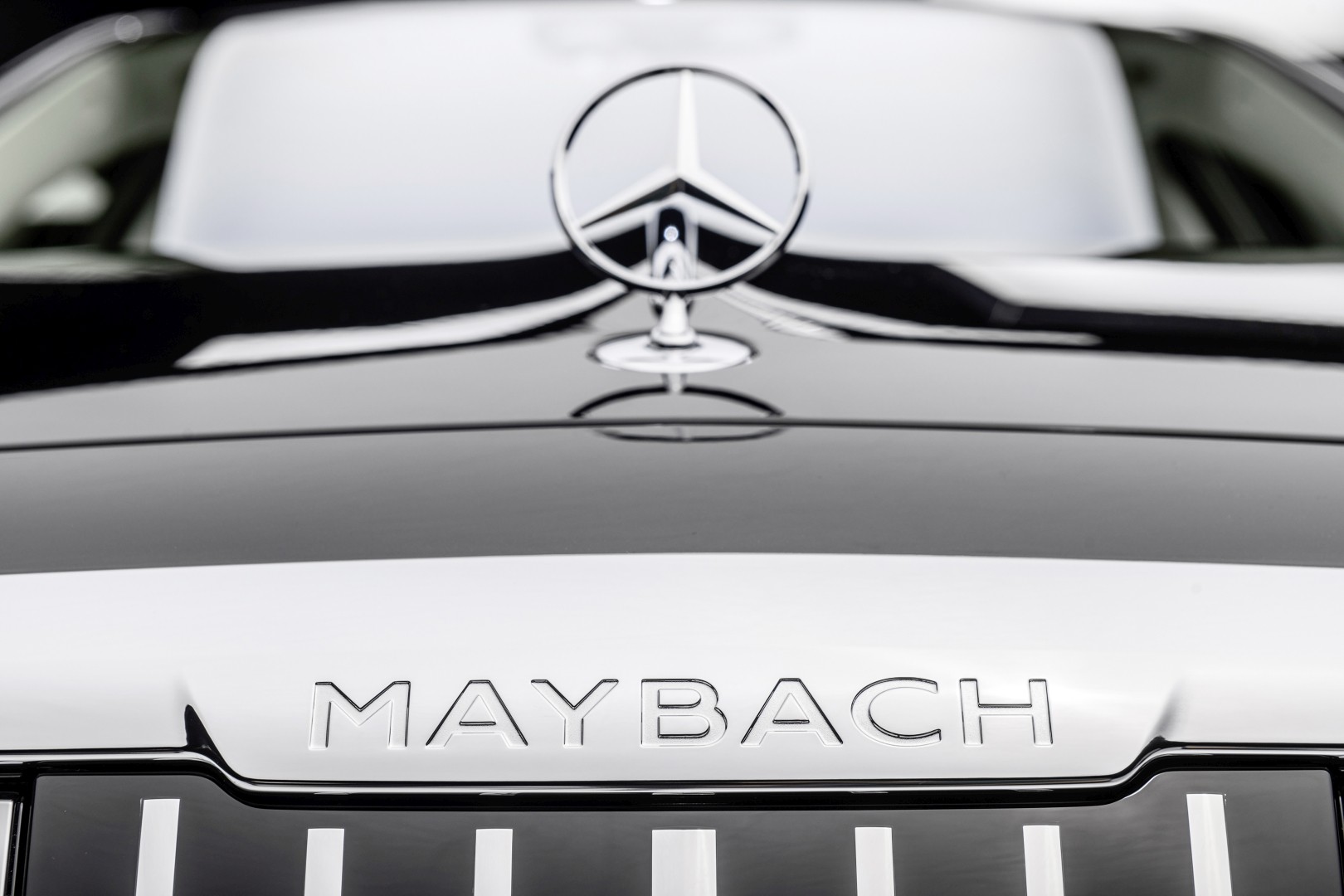Mercedes Benz S-Class Maybach photo 15