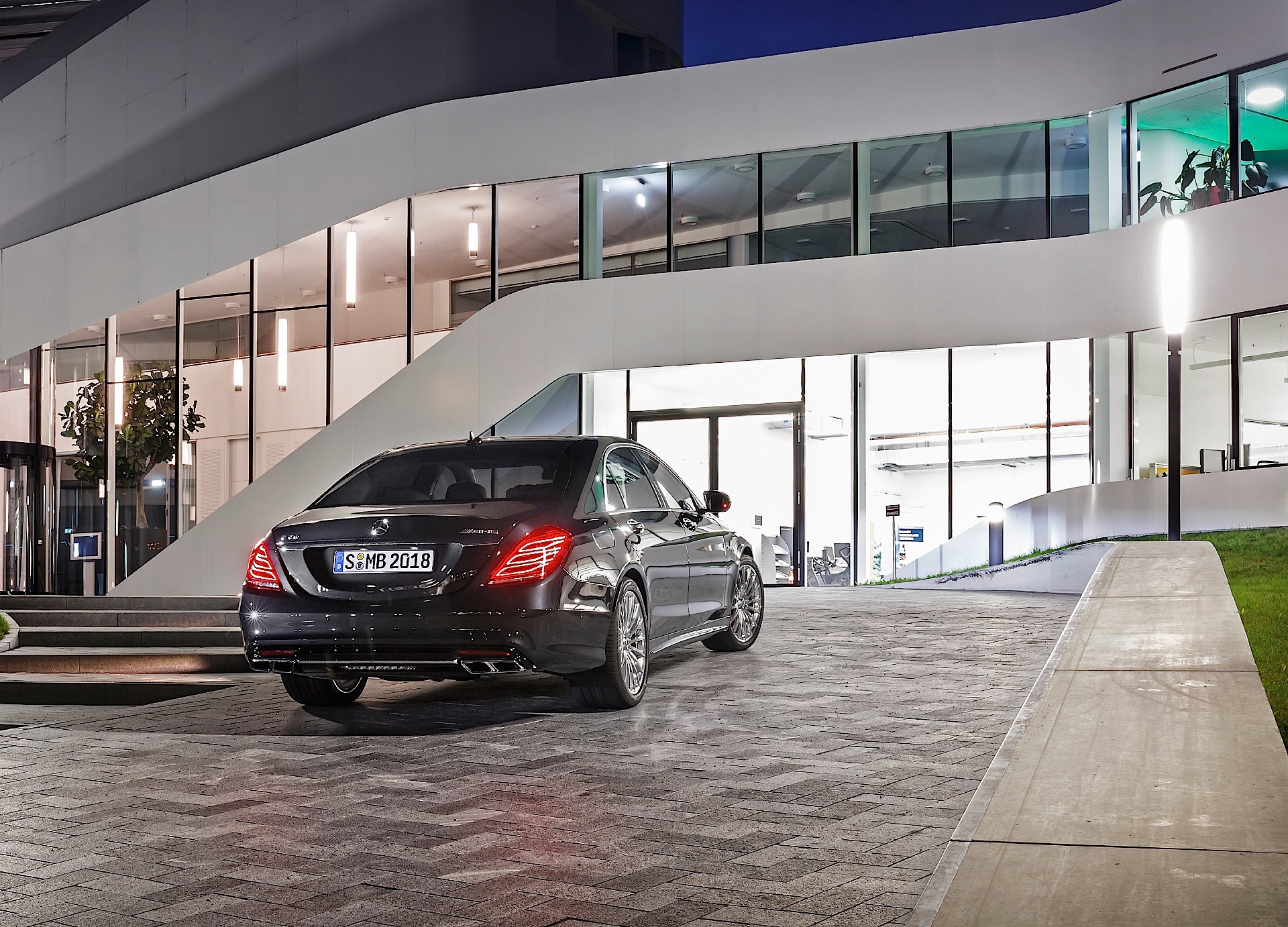 Mercedes Benz S-Klasse Amg photo 3