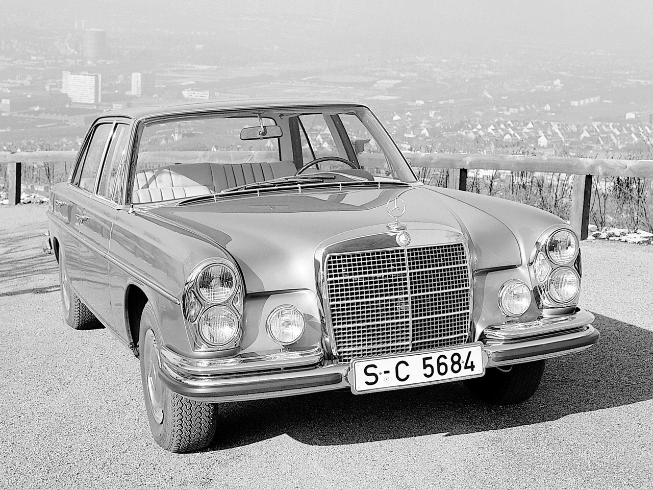 Mercedes Benz S-Klasse And Predecessors photo 17