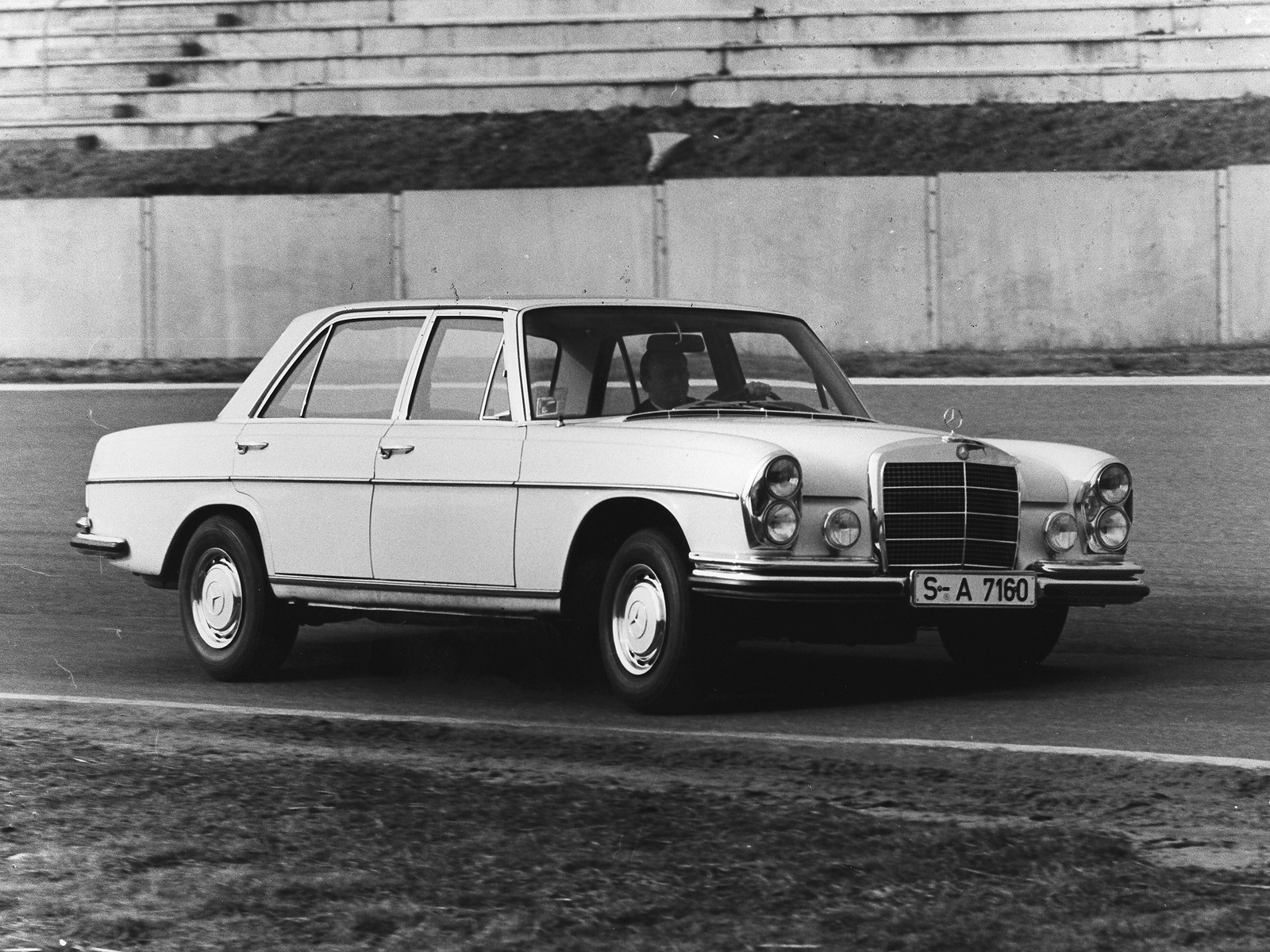 Mercedes Benz S-Klasse And Predecessors photo 19